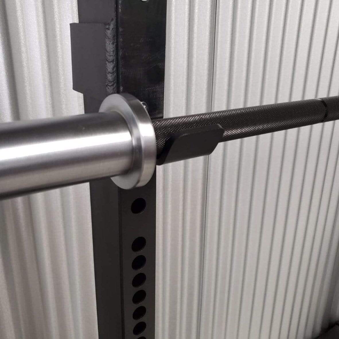 Fit It Out FIO Powerlifting Barbell (Black Zinc)