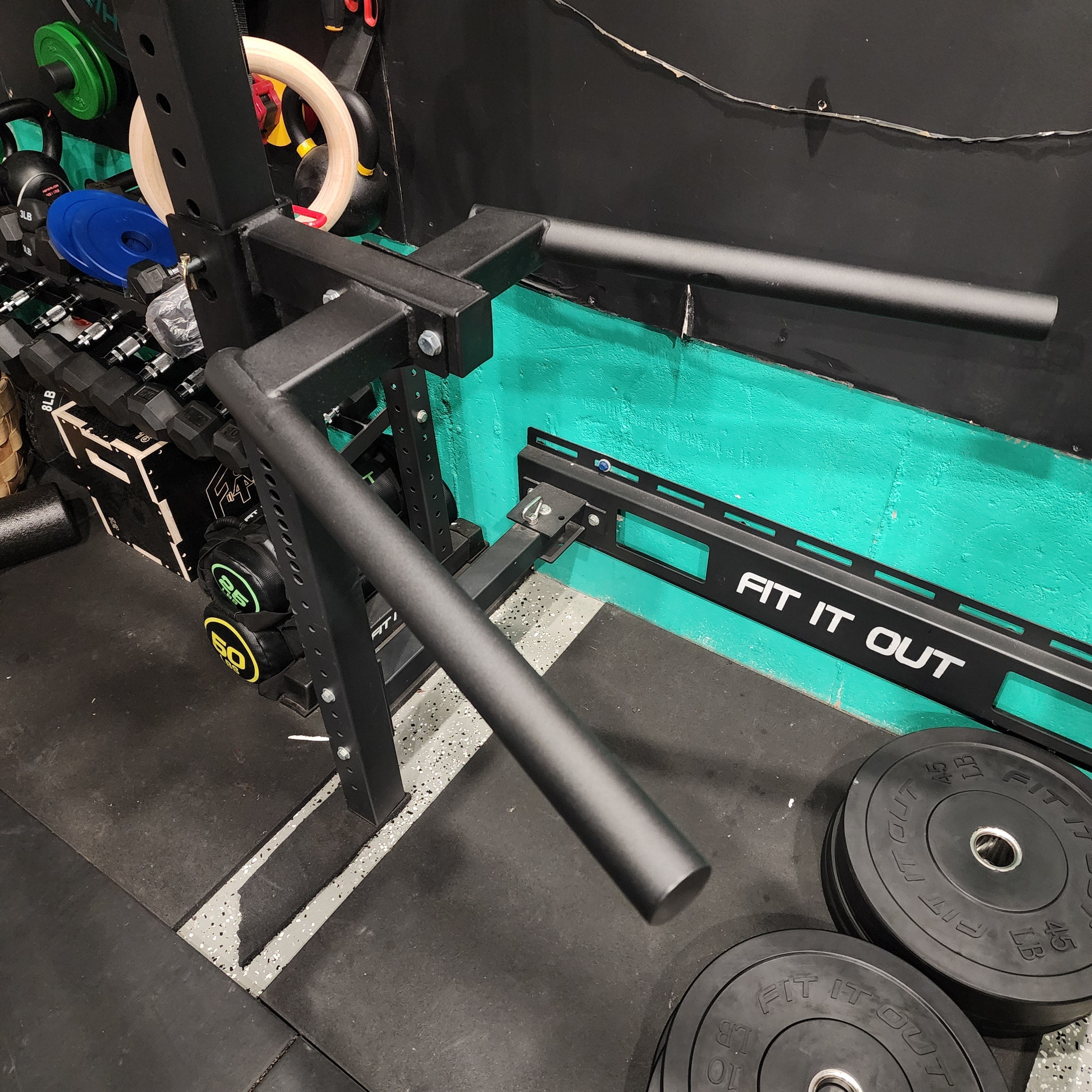 Fit It Out Shipment30 Dip Bar Attachment